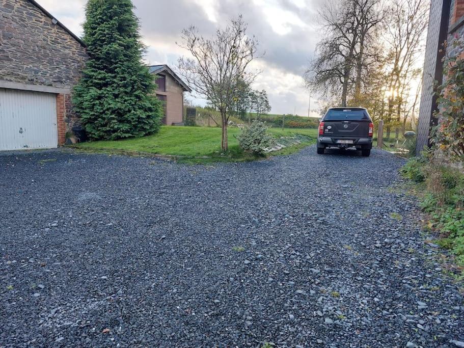 Le Reposoir Maison Spacieuse Avec Feu Au Bois Bertogne Exterior photo